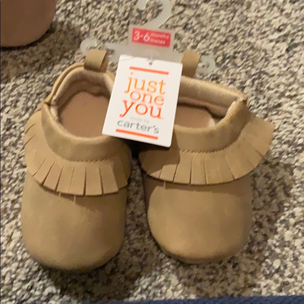 New Carter’s moccasin